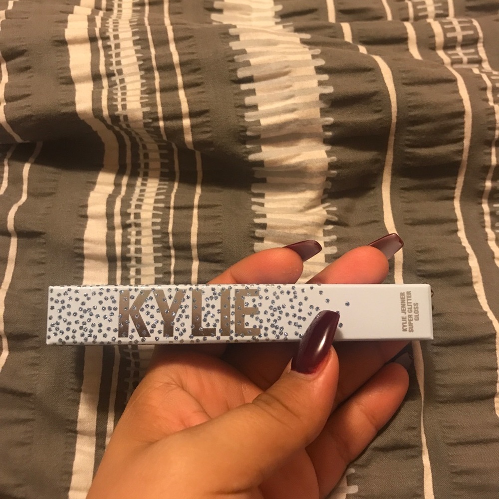 ON HOLD!!Kylie Cosmetics Milk & Cookies gloss